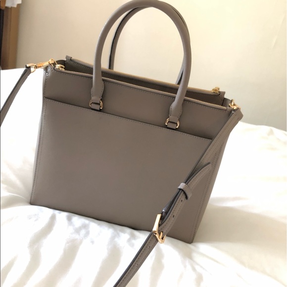 DUPLICATE LISTING - SOLD Tory Burch Robinson Multi Gray - Picture 4 of 16